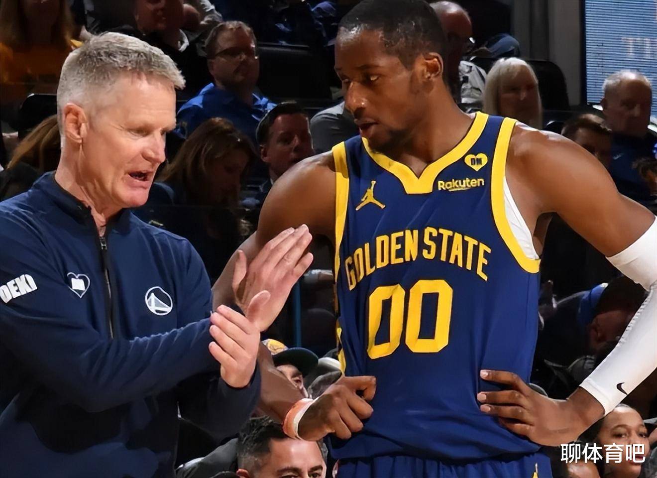 间里交出了 间里交出了